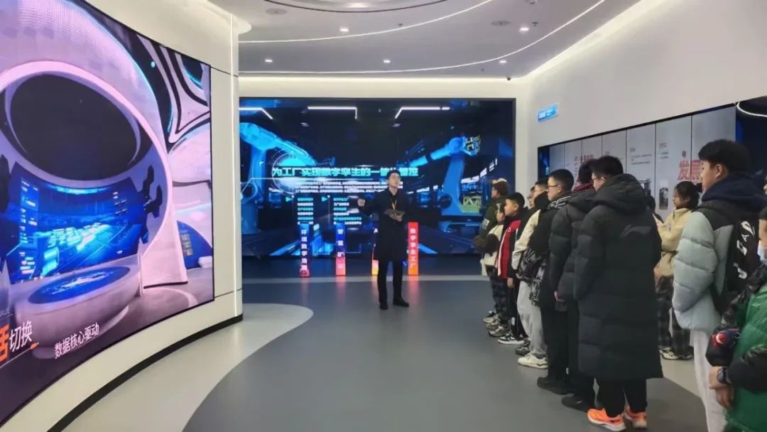 踐行公益 彰顯擔(dān)當(dāng)！捷瑞數(shù)字聯(lián)合愛(ài)心組織舉辦數(shù)字科普體驗(yàn)活動(dòng)